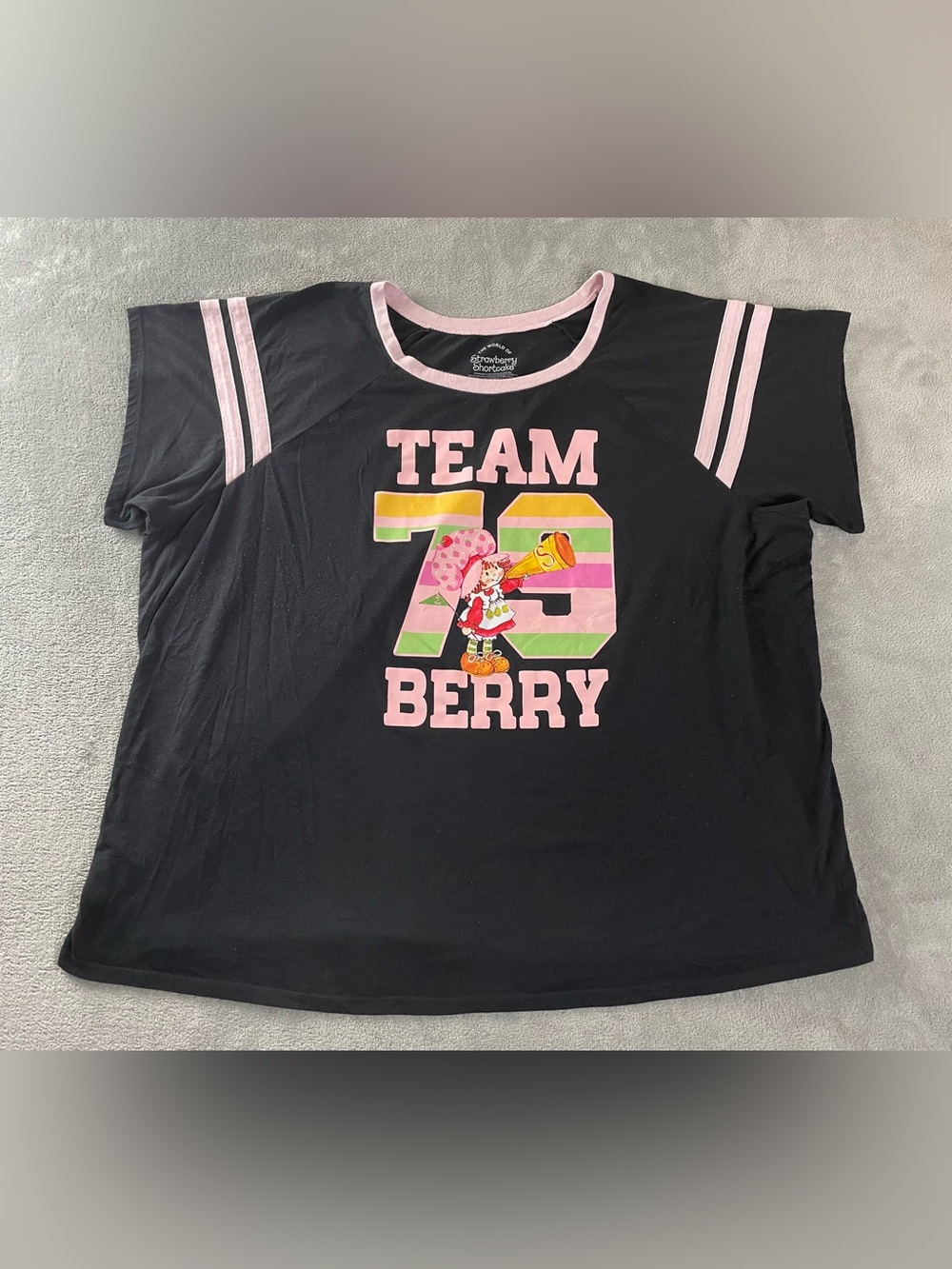 Strawberry Shortcake Team Berry 79 Graphic T Shirt Top Tee Women’s 5 4XL Black
